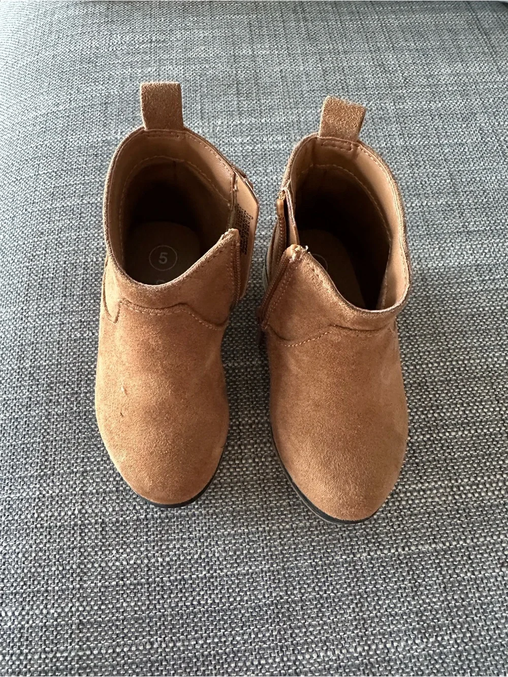 Cat & Jack | Adorable Ankle Boots, Size 5 ✨